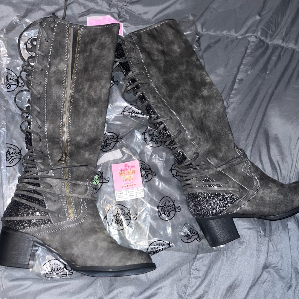 Souther Fried Chic Laced & Loaded boots